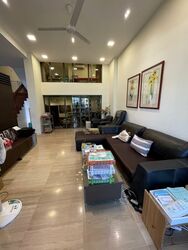 opera-estate photo thumbnail #4